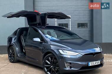 Внедорожник / Кроссовер Tesla Model X 2019 в Киеве
