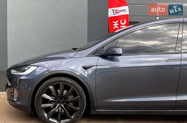 Внедорожник / Кроссовер Tesla Model X 2019 в 