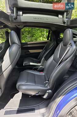 Позашляховик / Кросовер Tesla Model X 2022 в 
