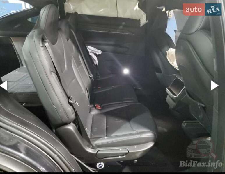 Позашляховик / Кросовер Tesla Model X 2024 в Києві