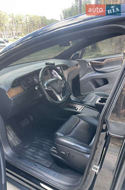 Внедорожник / Кроссовер Tesla Model X 2020 в 
