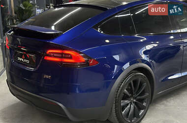 Позашляховик / Кросовер Tesla Model X 2022 в 