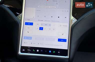 Внедорожник / Кроссовер Tesla Model X 2017 в 