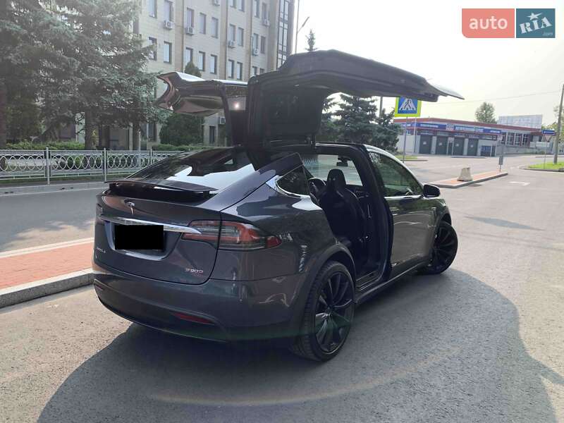 Внедорожник / Кроссовер Tesla Model X 2016 в Киеве фото 7 Внедорожник / Кроссовер Tesla Model X 2016 в Киеве