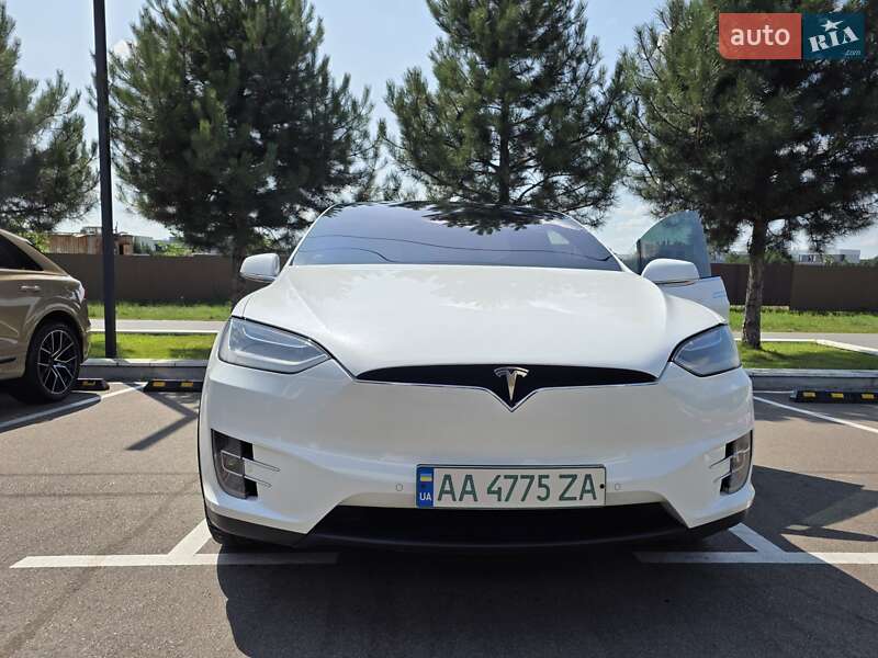 Внедорожник / Кроссовер Tesla Model X 2016 в Киеве фото 8 Внедорожник / Кроссовер Tesla Model X 2016 в Киеве