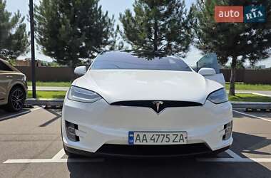 Позашляховик / Кросовер Tesla Model X 2016 в 