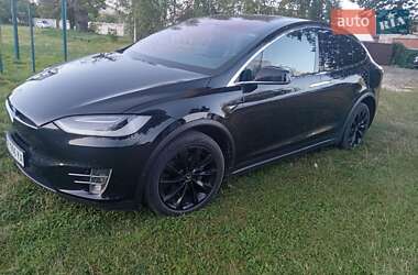 Внедорожник / Кроссовер Tesla Model X 2017 в 