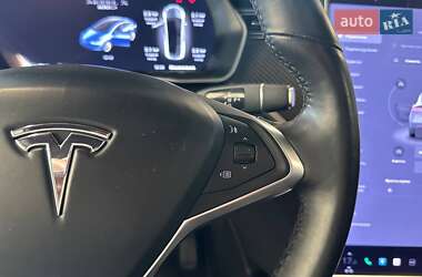 Позашляховик / Кросовер Tesla Model X 2018 в 