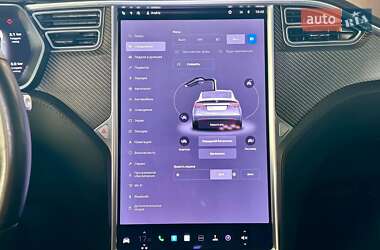 Позашляховик / Кросовер Tesla Model X 2018 в 