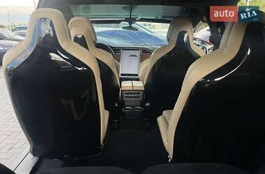 Внедорожник / Кроссовер Tesla Model X 2016 в 