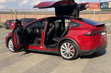 Позашляховик / Кросовер Tesla Model X 2016 в 