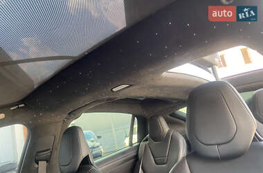 Позашляховик / Кросовер Tesla Model X 2016 в 