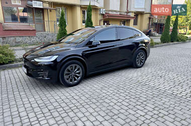 Позашляховик / Кросовер Tesla Model X 2018 в 