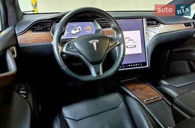 Внедорожник / Кроссовер Tesla Model X 2018 в 
