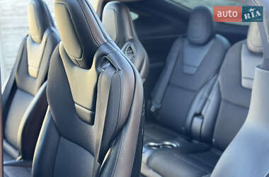 Позашляховик / Кросовер Tesla Model X 2016 в 