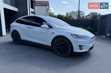 Позашляховик / Кросовер Tesla Model X 2018 в 