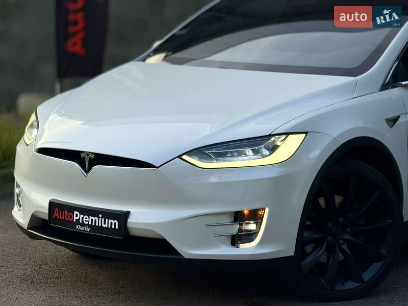 Позашляховик / Кросовер Tesla Model X 2019 в Харкові