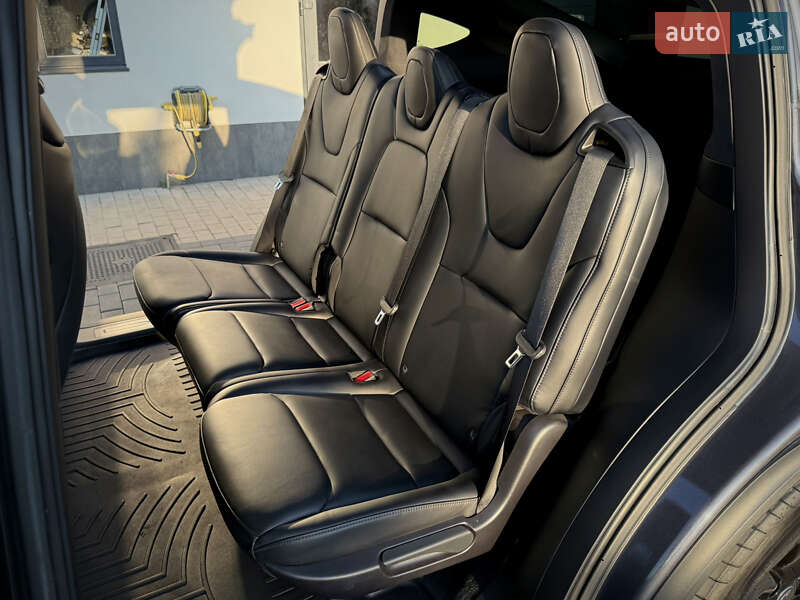 Позашляховик / Кросовер Tesla Model X 2020 в Одесі фото 19 Позашляховик / Кросовер Tesla Model X 2020 в Одесі