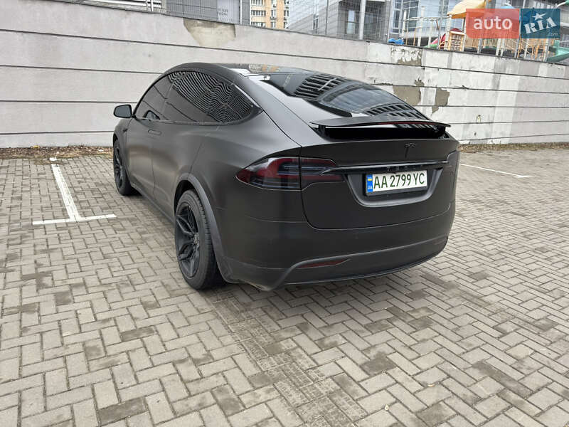 Позашляховик / Кросовер Tesla Model X 2017 в Києві фото 16 Позашляховик / Кросовер Tesla Model X 2017 в Києві