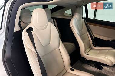 Внедорожник / Кроссовер Tesla Model X 2018 в 