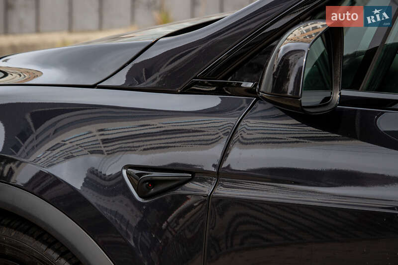 Позашляховик / Кросовер Tesla Model X 2024 в Львові