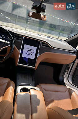 Внедорожник / Кроссовер Tesla Model X 2016 в 