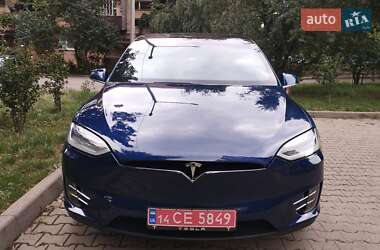 Позашляховик / Кросовер Tesla Model X 2016 в Ужгороді