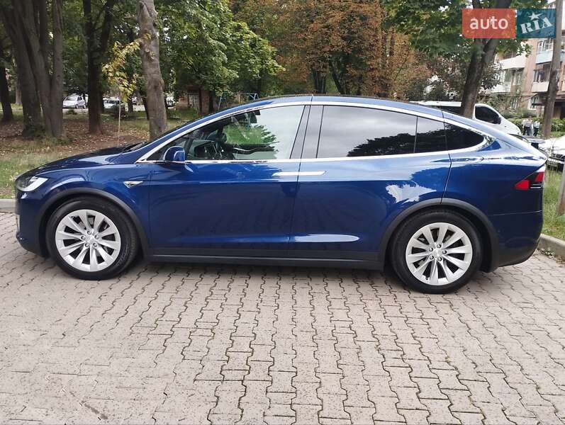 Внедорожник / Кроссовер Tesla Model X 2016 в Ужгороде фото 6 Внедорожник / Кроссовер Tesla Model X 2016 в Ужгороде