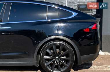 Внедорожник / Кроссовер Tesla Model X 2017 в 