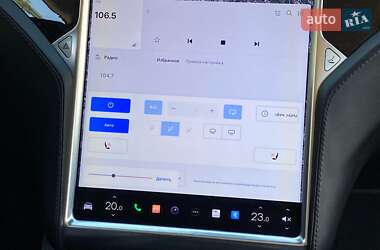 Внедорожник / Кроссовер Tesla Model X 2017 в 