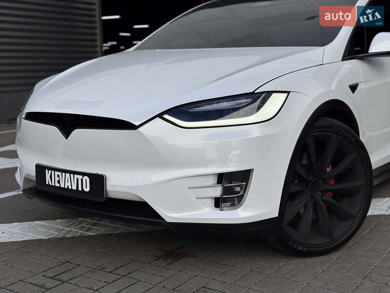 Позашляховик / Кросовер Tesla Model X 2020 в Києві фото 14 Позашляховик / Кросовер Tesla Model X 2020 в Києві
