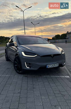 Внедорожник / Кроссовер Tesla Model X 2018 в 