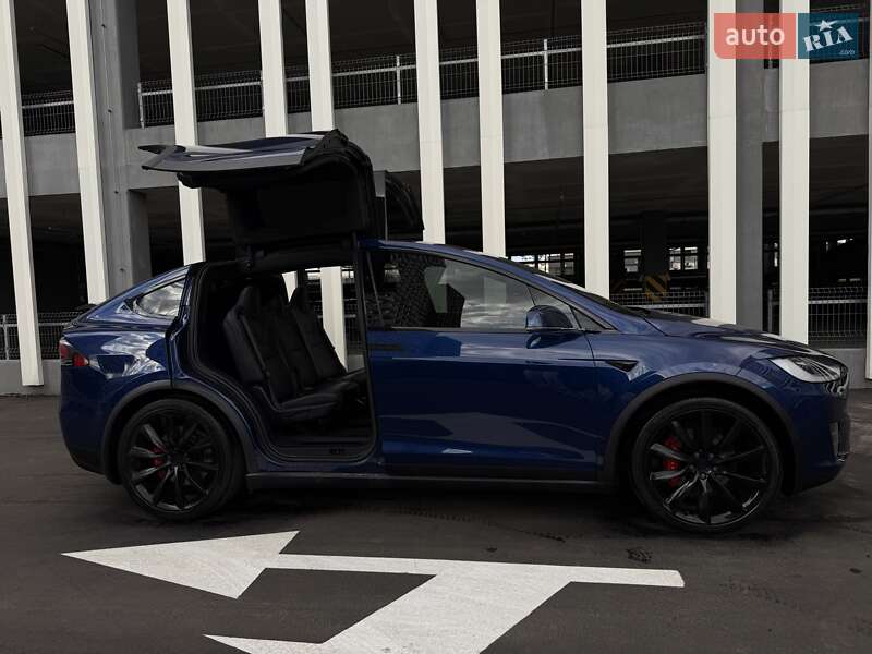 Позашляховик / Кросовер Tesla Model X 2020 в Києві