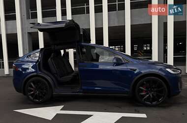Внедорожник / Кроссовер Tesla Model X 2020 в 