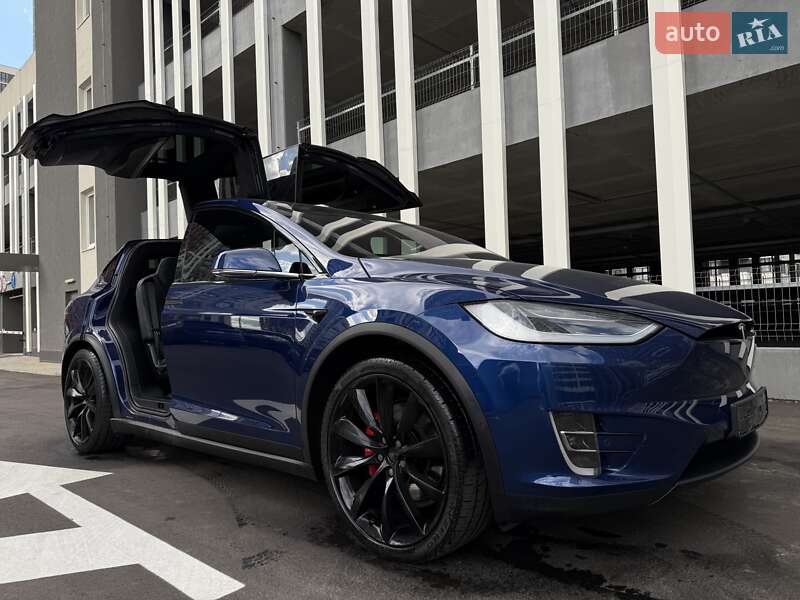 Позашляховик / Кросовер Tesla Model X 2020 в Києві