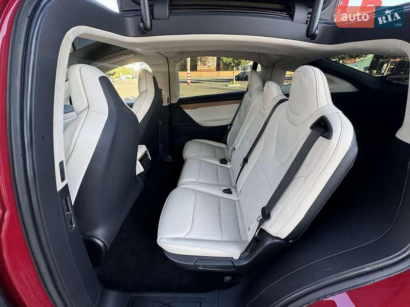 Позашляховик / Кросовер Tesla Model X 2018 в Одесі