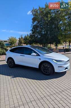 Позашляховик / Кросовер Tesla Model X 2022 в 