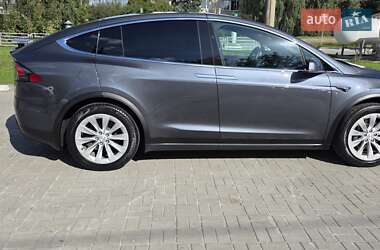 Внедорожник / Кроссовер Tesla Model X 2019 в 
