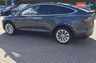 Внедорожник / Кроссовер Tesla Model X 2019 в 