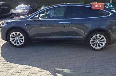 Внедорожник / Кроссовер Tesla Model X 2019 в 