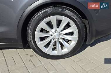 Внедорожник / Кроссовер Tesla Model X 2019 в 