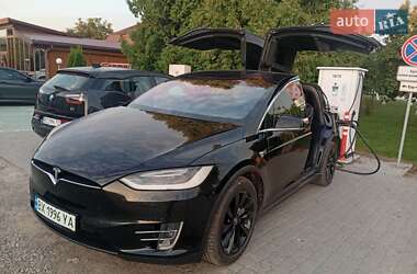 Позашляховик / Кросовер Tesla Model X 2018 в Києві