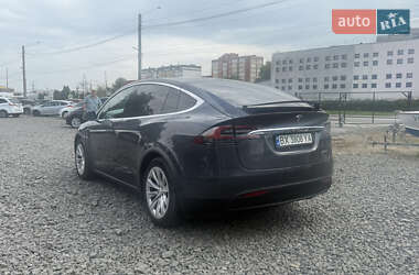 Позашляховик / Кросовер Tesla Model X 2019 в 