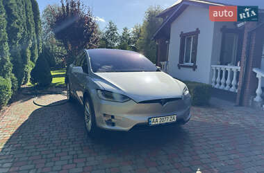 Позашляховик / Кросовер Tesla Model X 2018 в 