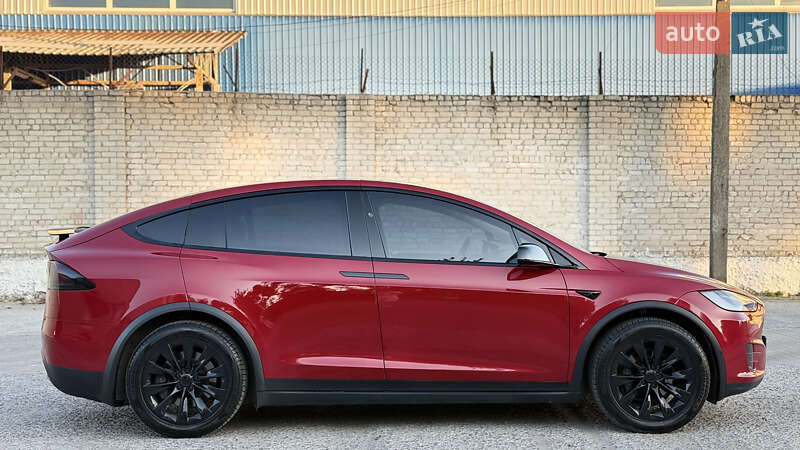 Внедорожник / Кроссовер Tesla Model X 2017 в Ровно