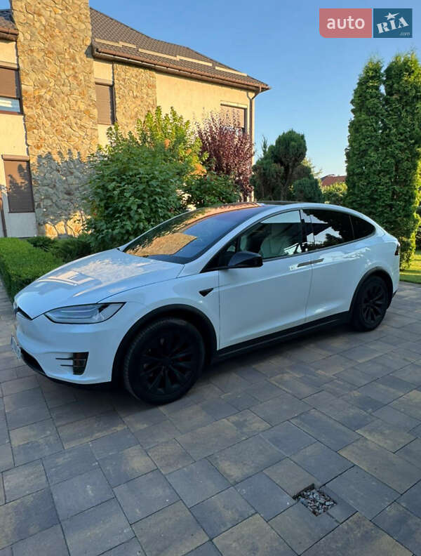 Позашляховик / Кросовер Tesla Model X 2020 в Києві