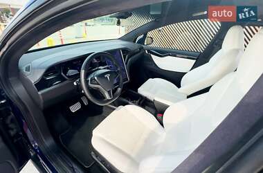 Внедорожник / Кроссовер Tesla Model X 2019 в 