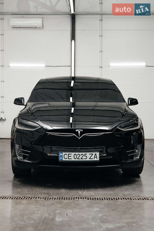Tesla Model X 2017