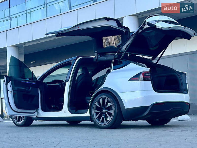 Позашляховик / Кросовер Tesla Model X 2022 в Києві