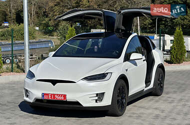 Внедорожник / Кроссовер Tesla Model X 2016 в 